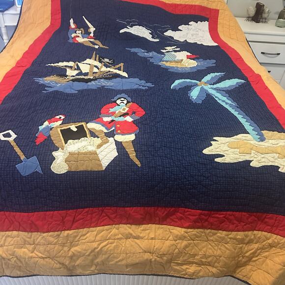 Freckles Twin Quilt Pirate Comforter Blanket Kids Room Nautical Pirateship Theme - Picture 1 of 9